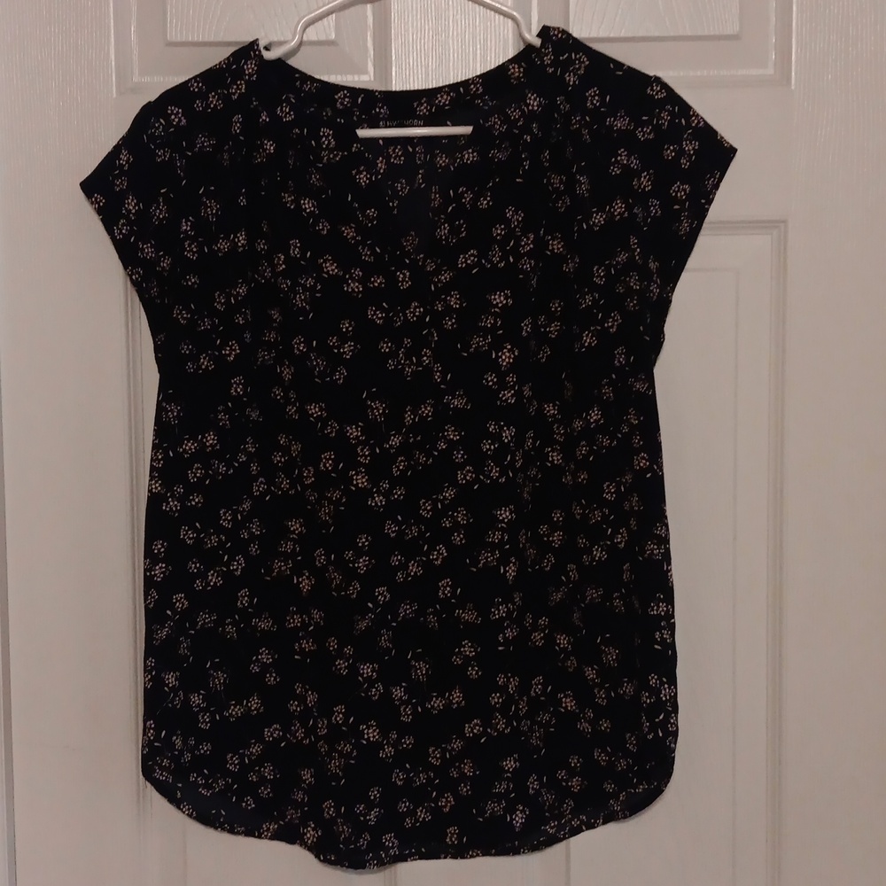 Stitchfix Floral Navy Blue & White Women's Top